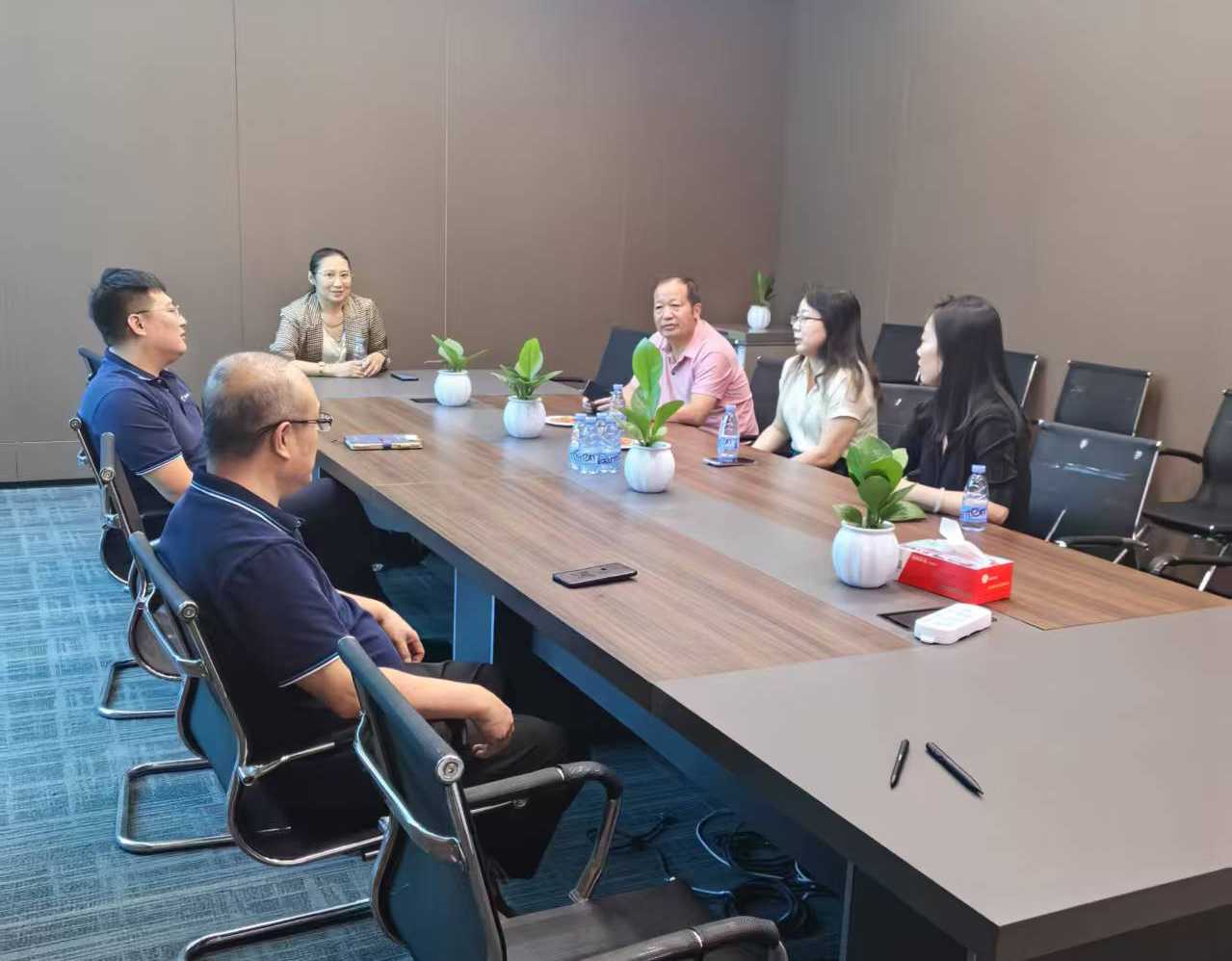 攜手共進(jìn) 開(kāi)創(chuàng)未來(lái)——世紀(jì)達(dá)設(shè)計(jì)院領(lǐng)導(dǎo)一行蒞臨我司參觀交流